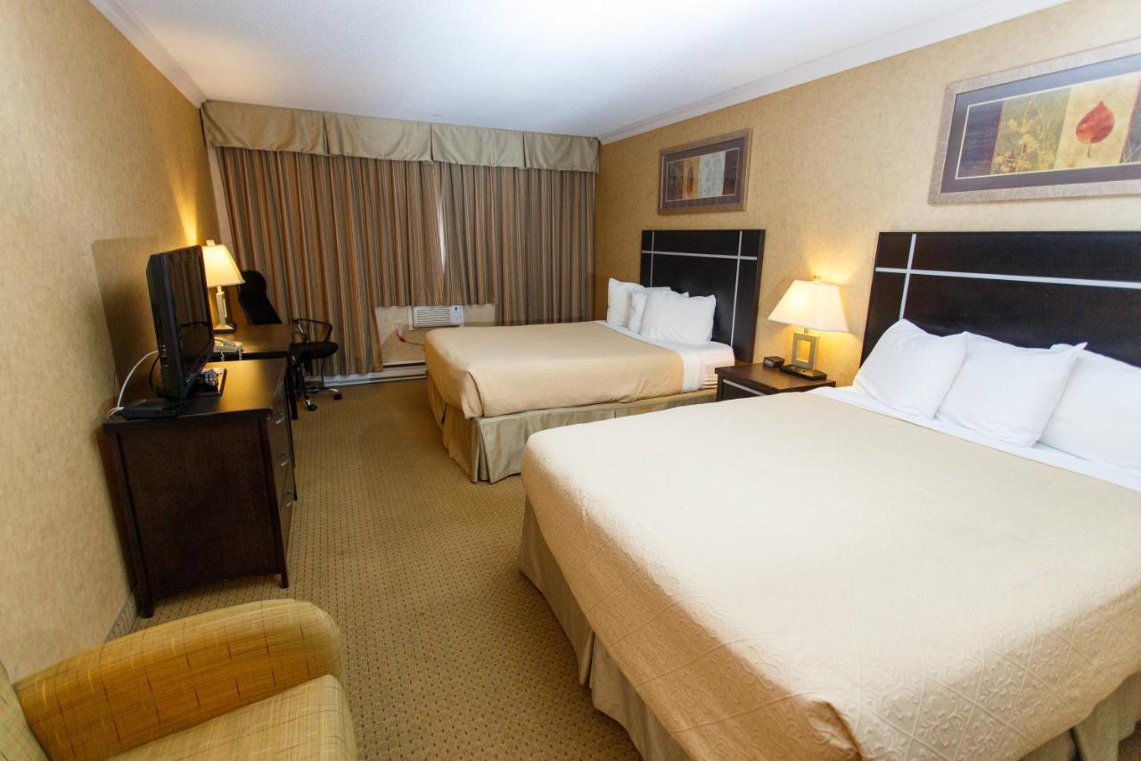 The George Dawson Inn & Conference Centre ดอว์สันครีก ภายนอก รูปภาพ